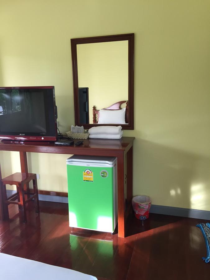 Poon Suk Hotel Kabin Buri Dış mekan fotoğraf