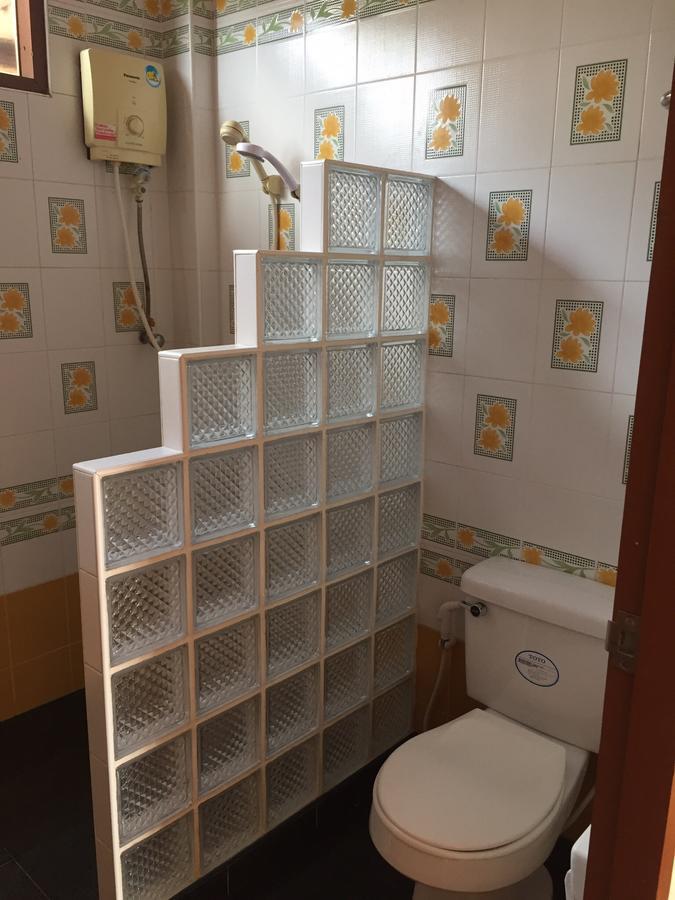 Poon Suk Hotel Kabin Buri Dış mekan fotoğraf