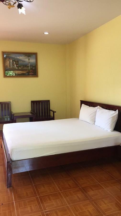 Poon Suk Hotel Kabin Buri Dış mekan fotoğraf