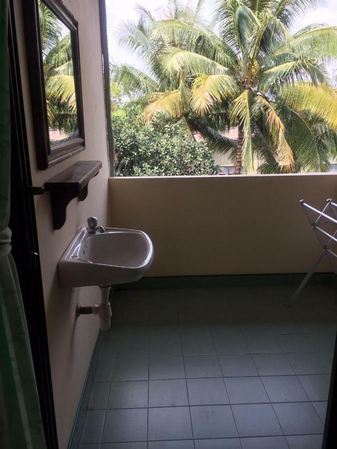 Poon Suk Hotel Kabin Buri Dış mekan fotoğraf
