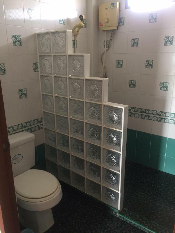 Poon Suk Hotel Kabin Buri Dış mekan fotoğraf